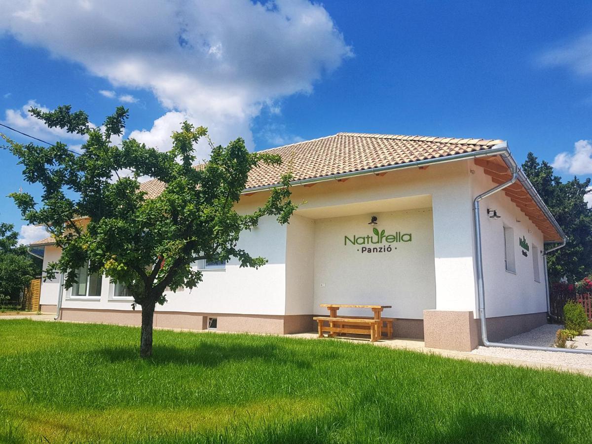 Naturella Panzio Villány Екстериор снимка